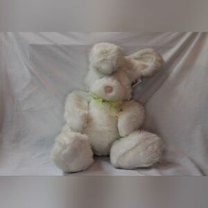 Vintage Russplus Treasures Bunny 20-21"